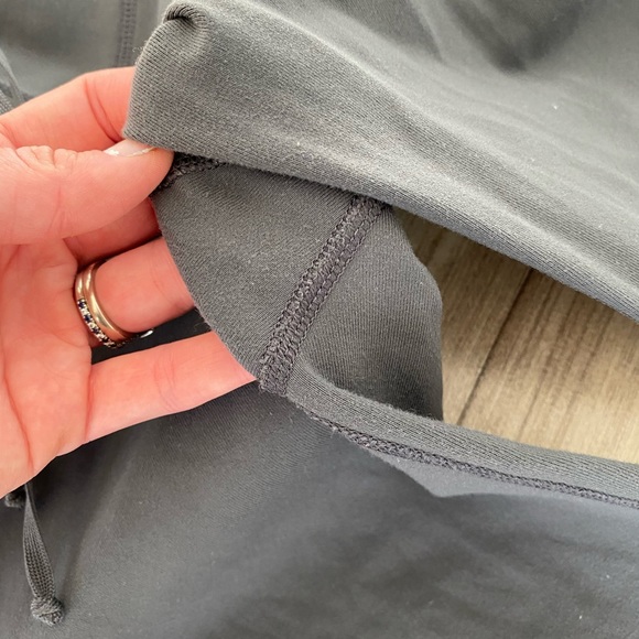 Grey lululemon pants - Picture 3 of 4
